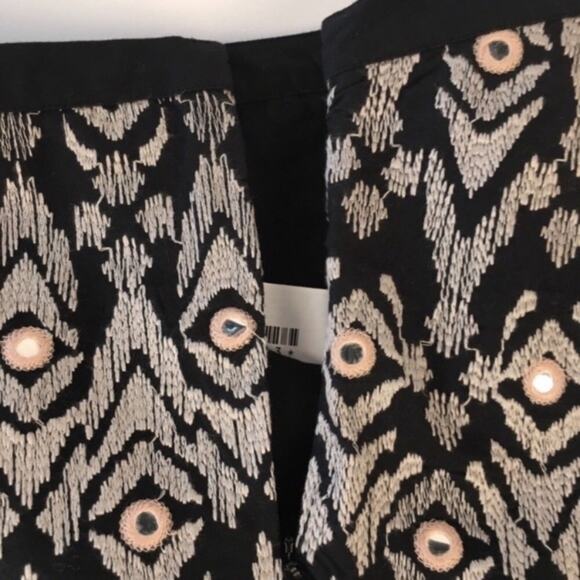 Black Silver Pink Mirrored Ikat Shorts Sz Small - Picture 6 of 6